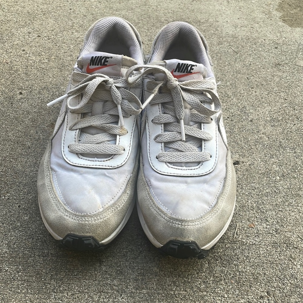 Nike shoes|Size 6.5|Low nike blazers